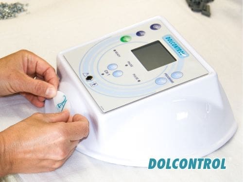 Scopri gli effetti benefici dell'ultrasuonoterapia nel trattamento della tendinite al piede! Dispositivo di ultrasuonoterapia Dolcontrol.