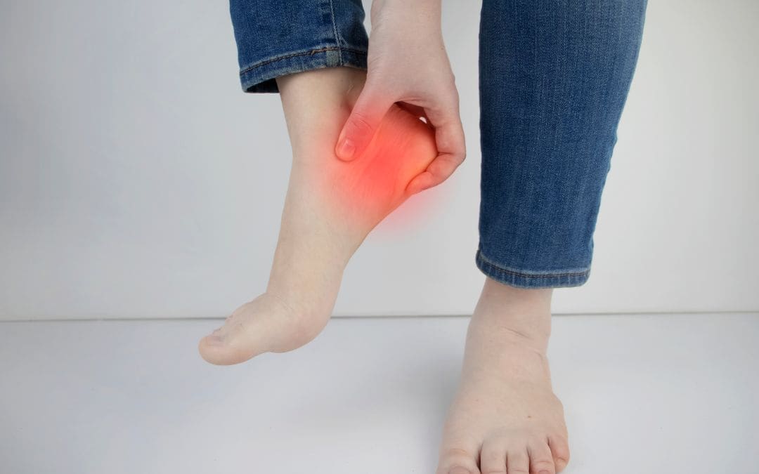 Tendinite al piede: tutti i sintomi e come curarla
